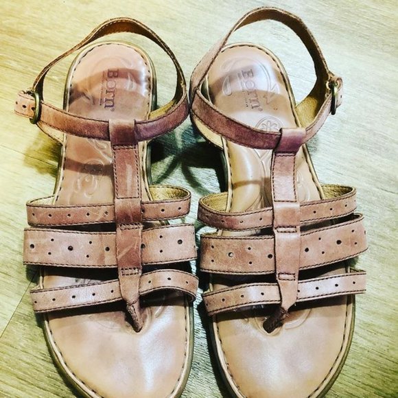 BORN Leather Sandals Size 10 - Picture 1 of 5